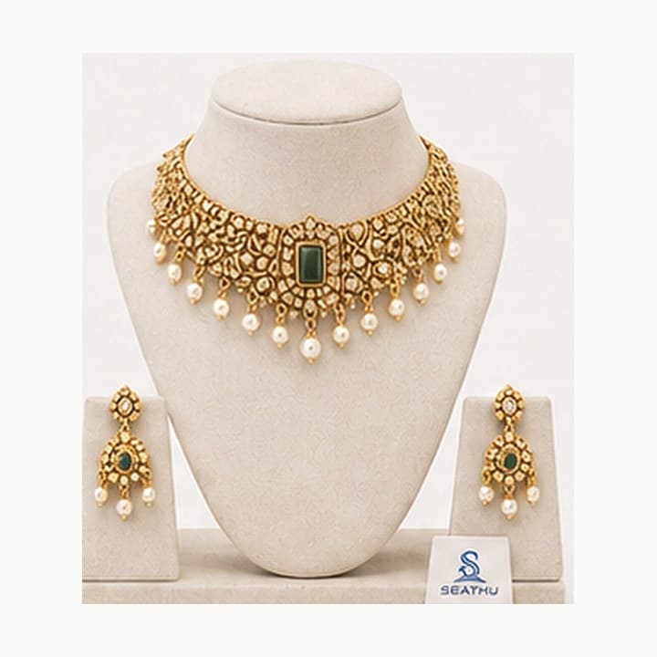 Choker Set